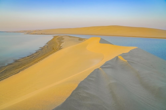 A A E: ARBIJAS GRAND TOUR: KUVEITA, BAHREINA, KATARA UN ARBU EMIRTI  DUBAIJA UN AB DAB