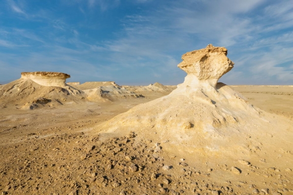 A A E: ARBIJAS GRAND TOUR: KUVEITA, BAHREINA, KATARA UN ARBU EMIRTI  DUBAIJA UN AB DAB