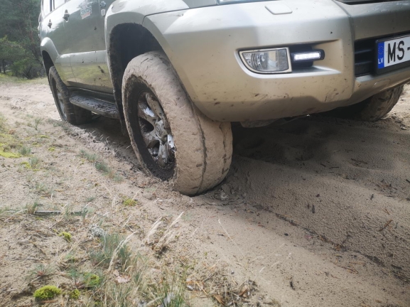 Latvija: BOLDERJAS NEPARASTIE KONTRASTI  IZZINOS BRAUCIENS AR 4X4 AUTOMANM KOP AR NEPIERADINTO VIETU APCEOTJU EDVNU BAUERU
