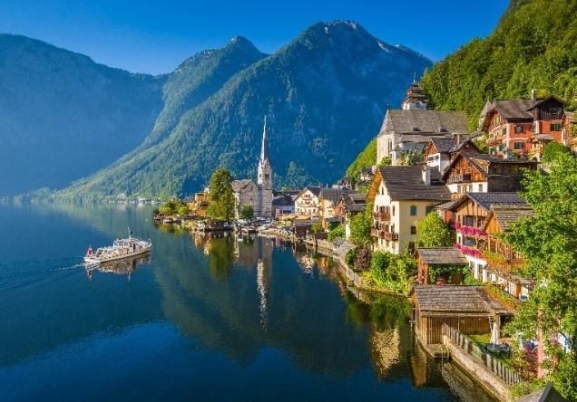 Austrija: GRCA, LIPICAS ZIRGI, TRIJAS VNA CES UN VASARSVTKI DAHTEINAS ALPOS