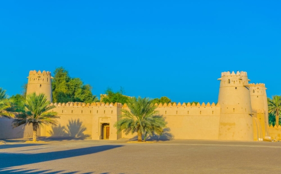 A A E: JAUNGADA ARĀBIJAS KRUĪZS – OMĀNA, KATARA UN ARĀBU EMIRĀTI - DUBAIJA UN ABU DABĪ