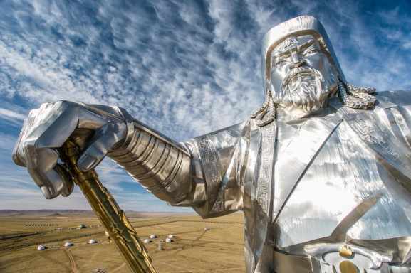 Mongolija: PA INGISHANA UN MARKO POLO PDM - LEENDM APVT MONGOLIJA UN DABAS EDEVRIEM ROTTAIS NAS ZDA CE