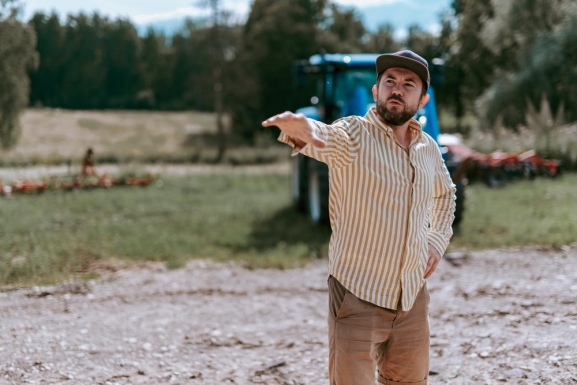 Latvija: SKANO VIDZEME UN LATGALE KOP AR RELNIECI ILONU BIRELI UN DZIEDTJU ILZI GRVELI-SKARAINI