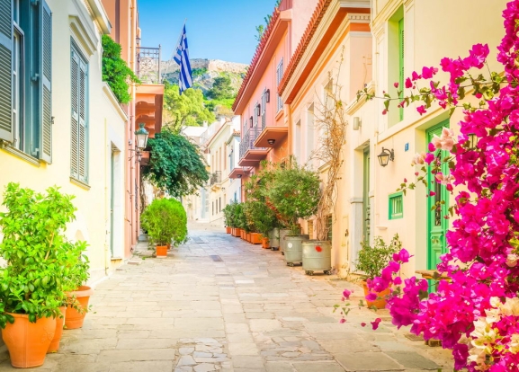 Grieija: <i>MAMMA MIA!</i> DZIESMOTS SKIATHOS UN SKOPELOSAS SALAS, ATNAS UN MTISKIE DELFI